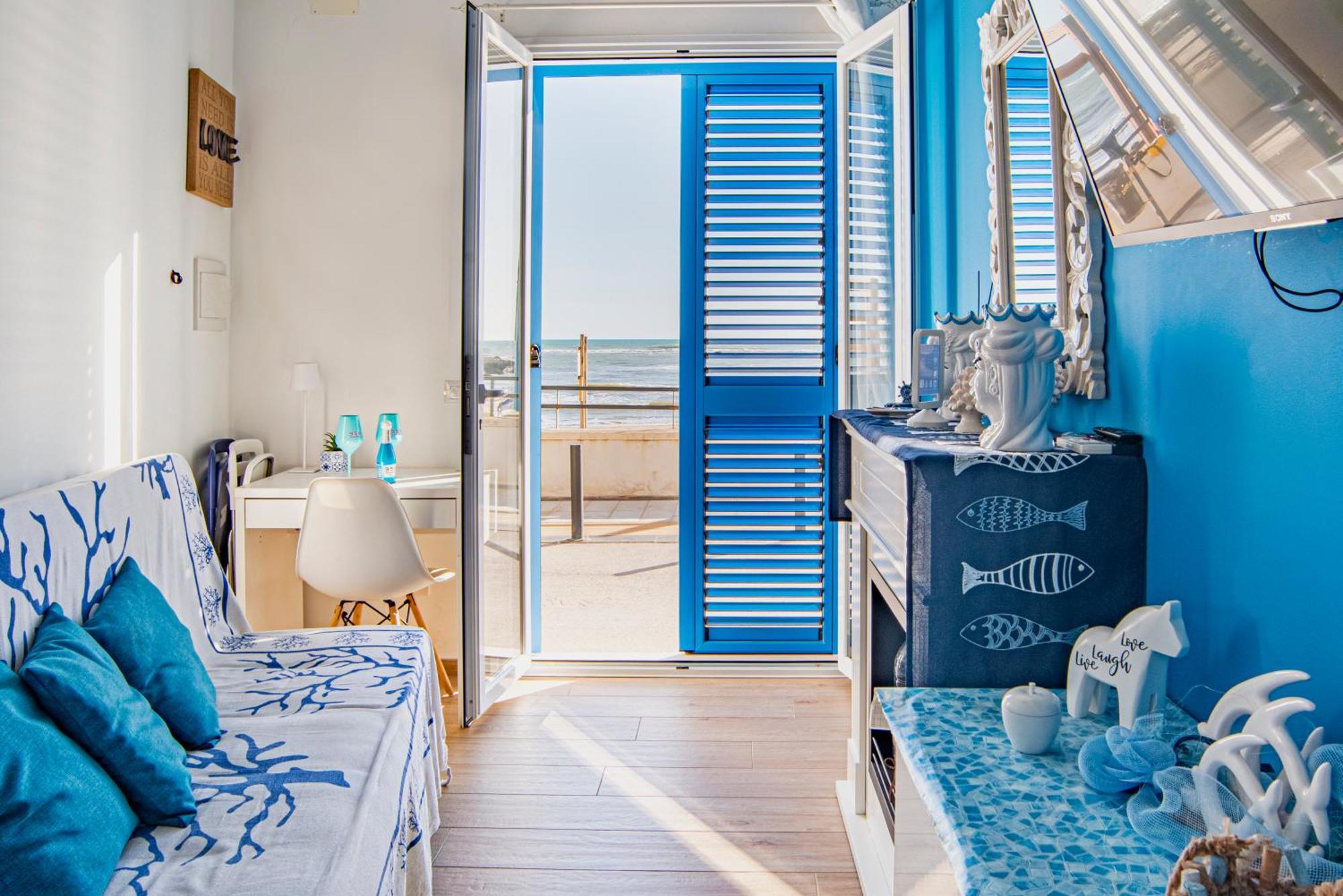 Blue Velvet Ξενοδοχείο Punta Secca Εξωτερικό φωτογραφία